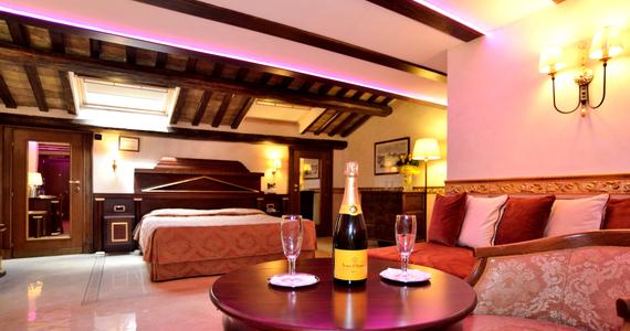 Hotel Pantheon | Rome | Our spacious and bright Junior Suites 